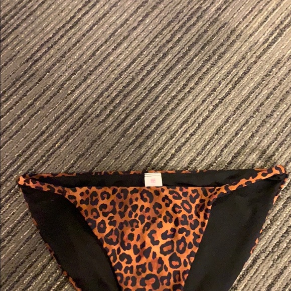 Bikini bottoms - Picture 3 of 3